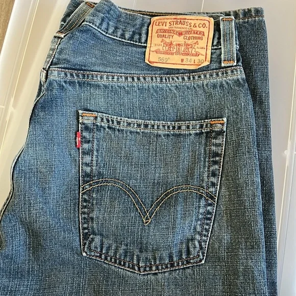 Levi’s Jeans - Picture 2 of 7
